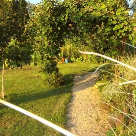 House Les Vieux Cedres Дом отдыха *